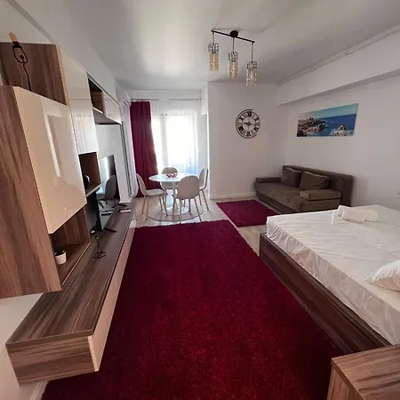 Emmaia Sunset アパート