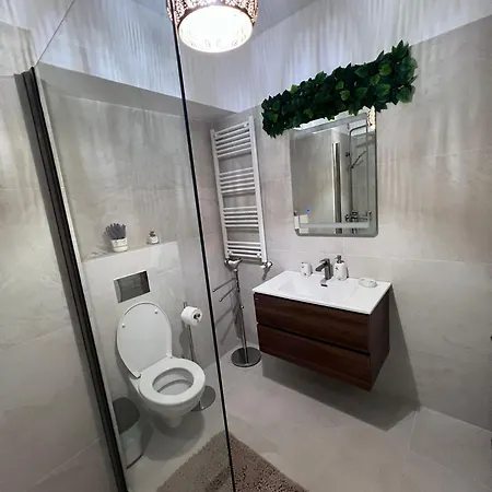 Emmaia Sunset Apartment